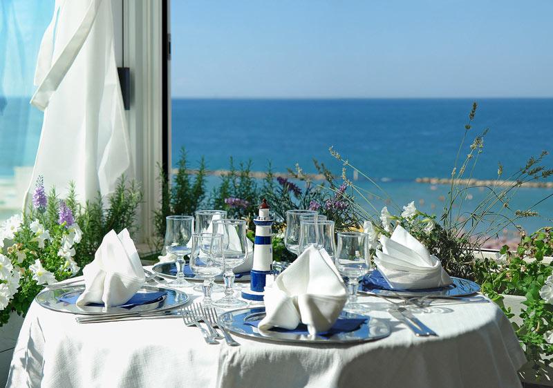 Hotel Maremonti غابيتّشي ماري المطعم الصورة